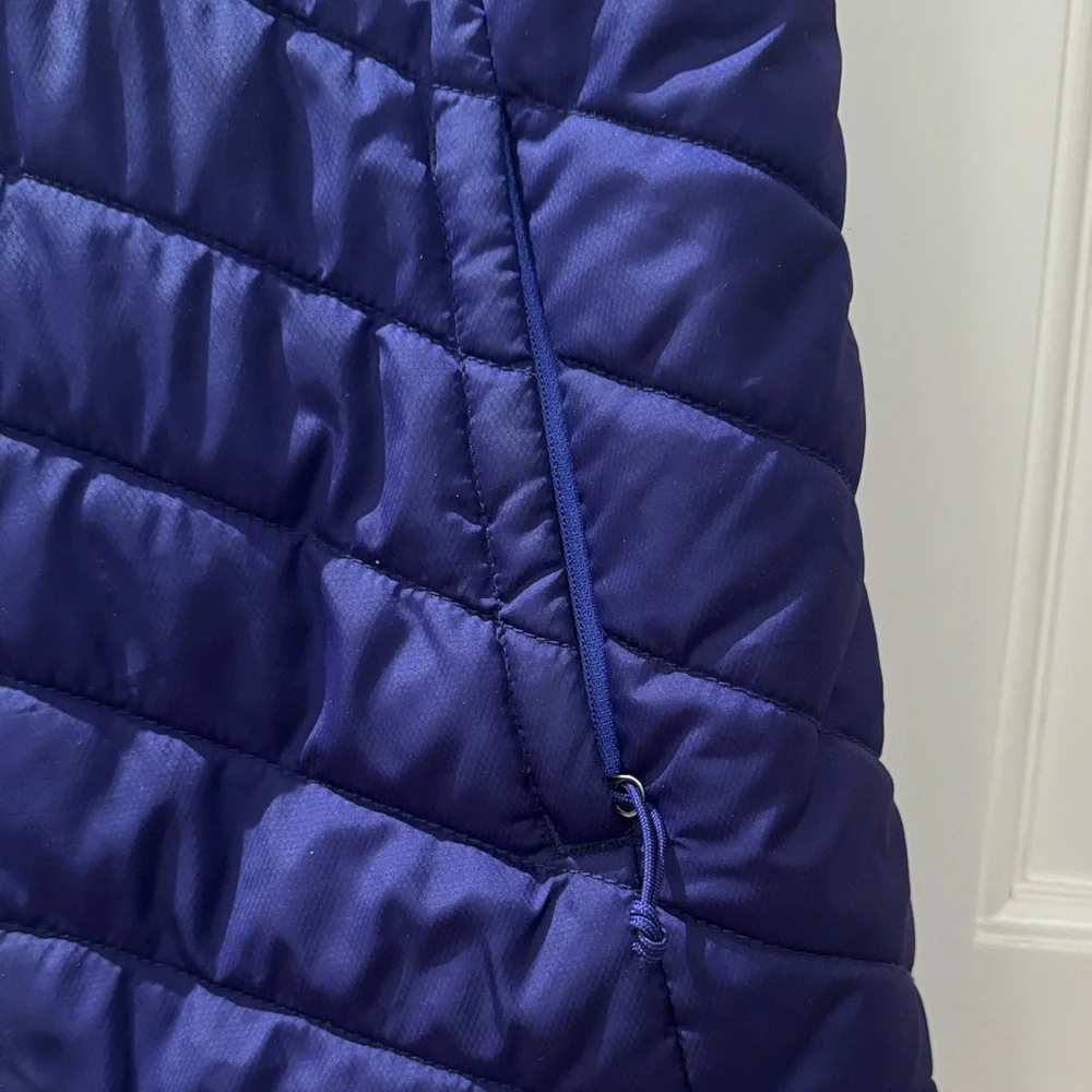 The North Face Women's Purple Quilted reversible Vest size M - Picture 3 of 9
